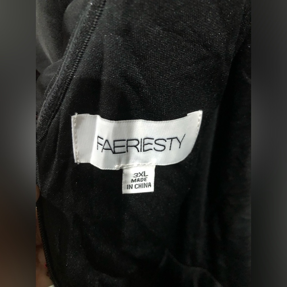 Plus Size Asymmetrical Ruffle Trim Mermaid Hem Graphic Sequin Formal Dress - Picture 11 of 11